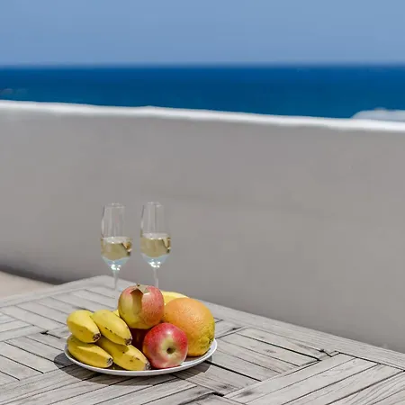 Villa Medano Seaside Villa, Jacuzzi & Pool *