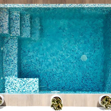 Beachfront Medano & Infinity Jacuzzi & Warm Pool 别墅