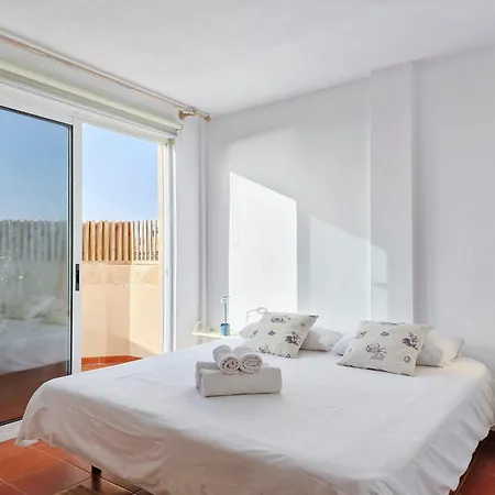 Beachfront Medano & Infinity Jacuzzi & Warm Pool *