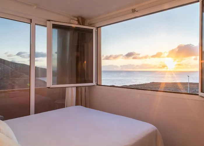 Beachfront Medano & Infinity Jacuzzi & Warm Pool * 엘메다노