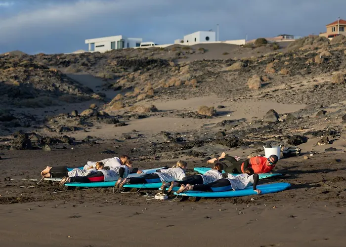 Beachfront Medano & Infinity Jacuzzi & Warm Pool 빌라 *