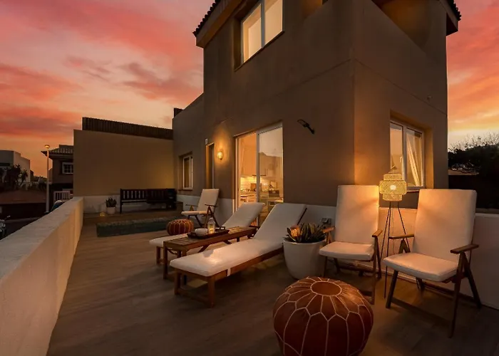 Beachfront Medano & Infinity Jacuzzi & Warm Pool 빌라 엘메다노