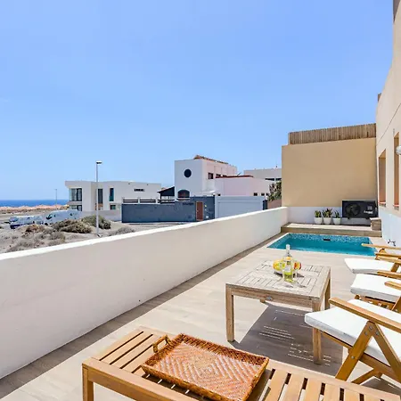 Medano Seaside Villa, Jacuzzi & Pool 빌라