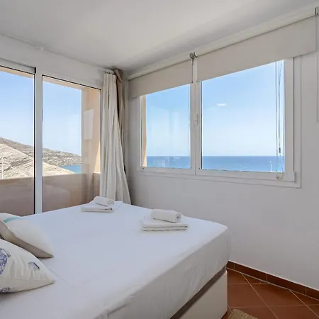 Medano Seaside Villa, Jacuzzi & Pool 빌라