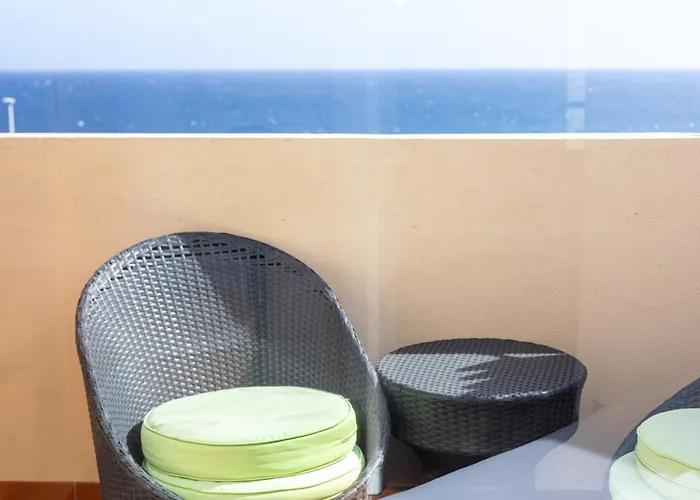 Beachfront Medano & Infinity Jacuzzi & Warm Pool * El Médano