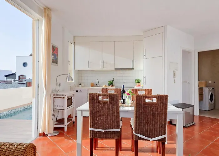 Villa Beachfront Medano & Infinity Jacuzzi & Warm Pool *